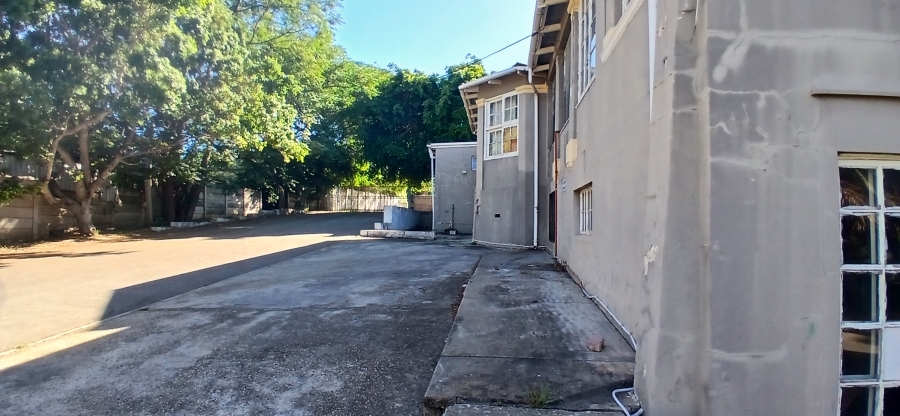 18 Bedroom Property for Sale in College Hill Eastern Cape